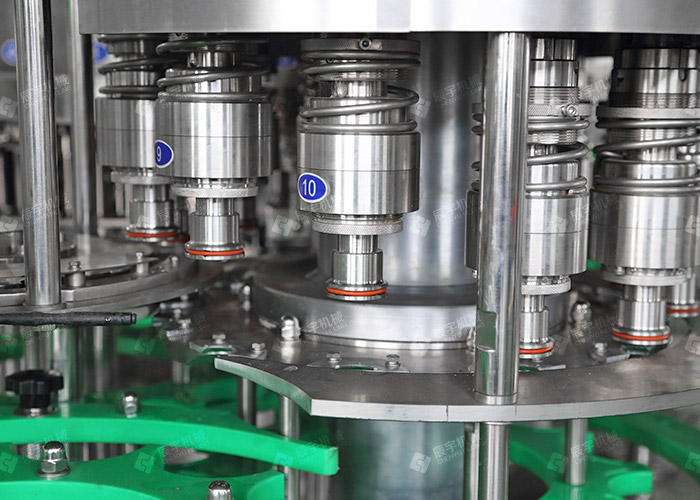 PET瓶啤酒灌裝機(jī) PET瓶啤酒灌裝機(jī)